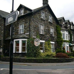 rumah batu yang rupawan